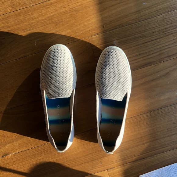NEW IN BOX Vince Camuto Slip On Shoes - Picture 7 of 10